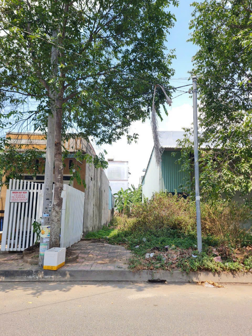 BÁN NỀN ĐƯỜNG TRỤC CHÍNH LOẠI 2 KDC DIỆU HIỀN 