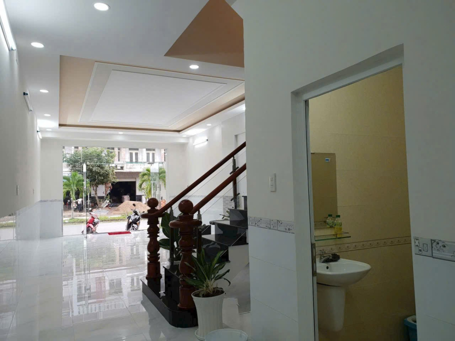 NHÀ 1 TRỆT 3 LẦU TRỤC CHÍNH A2 KDC PHÚ AN, CÁI RĂNG, CẦN THƠ ( Cách cổng chào 100m)